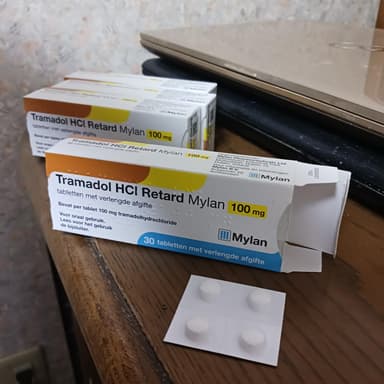 トラマドール徐放錠100mg 【1箱30錠】 レビュー投稿画像 サムネイル
