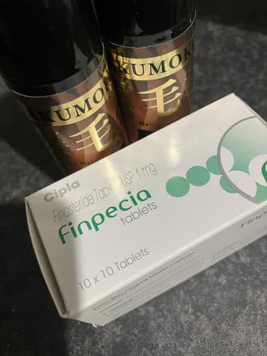 爆毛根ローション[7％]30mL(2本1箱)＋フィンペシア1mg(100錠1箱) 【1箱100錠 + 1箱30ml×2本】 レビュー投稿画像 サムネイル