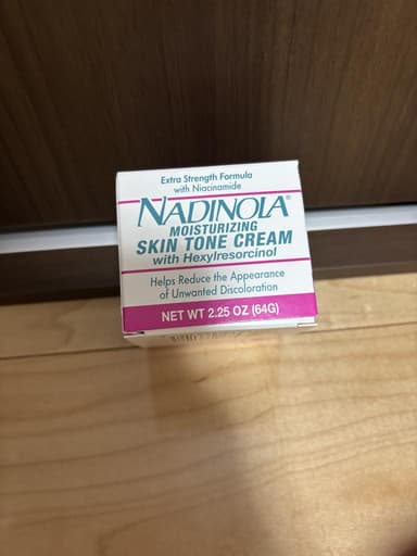 (Nadinola)モイスチャライジングスキントーンクリーム 【1本64g】 レビュー投稿画像 サムネイル