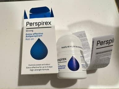 パースピレックス ストロング ロールオン 【1本20ml】 レビュー投稿画像 サムネイル