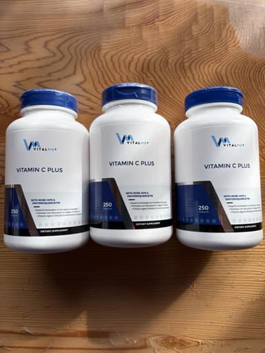 バイタルミー ビタミンCプラス[VitalMe] 【1本250錠】 レビュー投稿画像 サムネイル