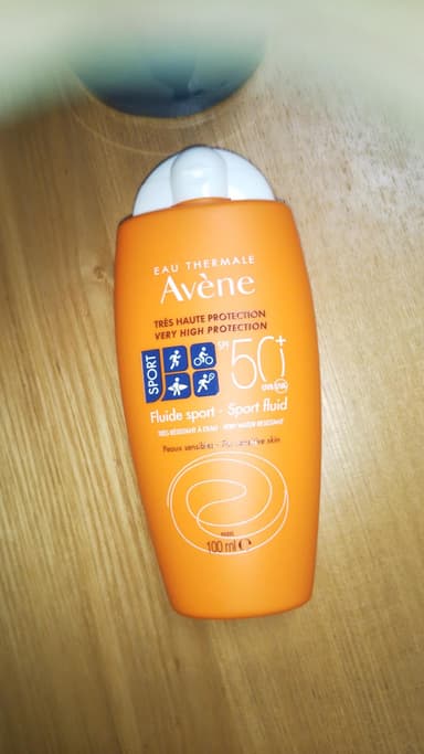 [Avene]スポーツフルイドSPF50＋ 【1本100ml】 レビュー投稿画像 サムネイル