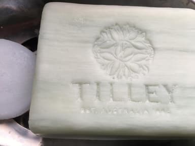 [TILLEY]ソープ(ゴートミルク＆アロエベラ) 【100g×4個】 レビュー投稿画像 サムネイル
