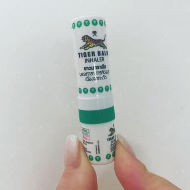 [Interthai]タイガーバーム インヘイラー 【1シート2ml×6本】 レビュー投稿画像 サムネイル