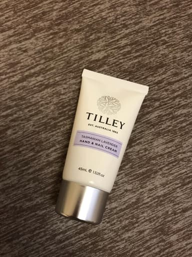 [TILLEY]タスマニアンラベンダー ハンド＆ネイルクリーム 【1本45ml】 レビュー投稿画像 サムネイル
