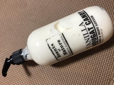 [TILLEY]センツオブネイチャー ハンド＆ボディローション(バニラヌガーキャンディー) 【1本500ml】 レビュー投稿画像 サムネイル