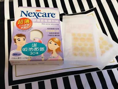 [Nexcare]アクネドレッシング(ニキビパッチ薄型) 【1箱36枚】 レビュー投稿画像 サムネイル