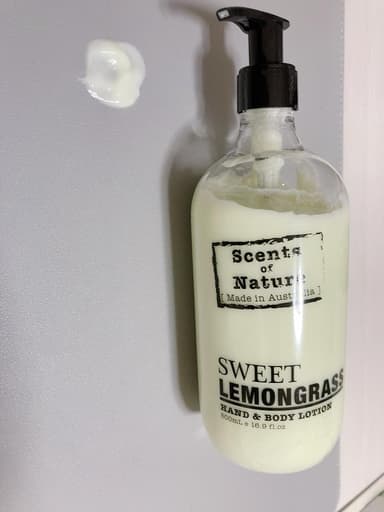 [TILLEY]センツオブネイチャー ハンド＆ボディローション(スイートレモングラス) 【1本500ml】 レビュー投稿画像 サムネイル