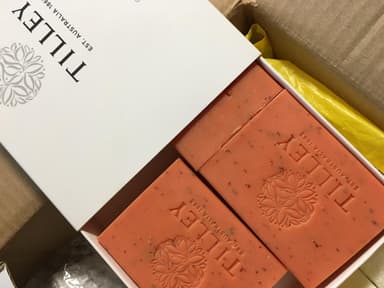 [TILLEY]ソープ(サンダルウッド＆ベルガモット) 【100g×4個】 レビュー投稿画像 サムネイル