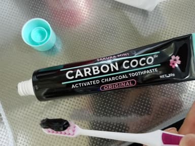 [CarbonCoco]アクティベーティッドチャコールトゥースペースト(桜ミント) 【1箱80g】 レビュー投稿画像 サムネイル