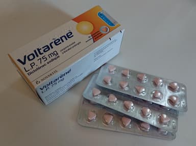 ボルタレンLP徐放錠75mg 【1箱30錠】 レビュー投稿画像 サムネイル