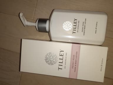 [TILLEY]ハンド＆ボディローション(ピオニーローズ) 【1本400ml】 レビュー投稿画像 サムネイル