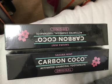[CarbonCoco]アクティベーティッドチャコールトゥースペースト(桜ミント) 【1箱80g】 レビュー投稿画像 サムネイル