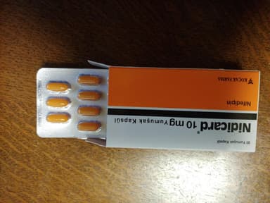 [アダラートジェネリック]ニディカード10mg 【1箱30カプセル】 レビュー投稿画像 サムネイル