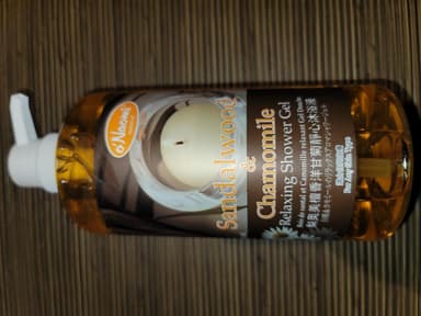 [O'Naomi]サンダルウッド＆カモミールリラックシングシャワージェル 【1本800ml】 レビュー投稿画像 サムネイル