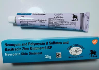 ネオスポリンスキン軟膏 【1本30g】 レビュー投稿画像 サムネイル