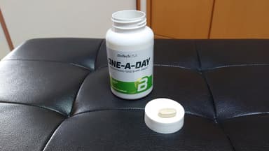 [BioTechUSA]ワンアデイ 【1本100錠】 レビュー投稿画像 サムネイル