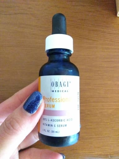 [Obagi]プロフェッショナルCセラム20％ 【1本30ml】 レビュー投稿画像 サムネイル