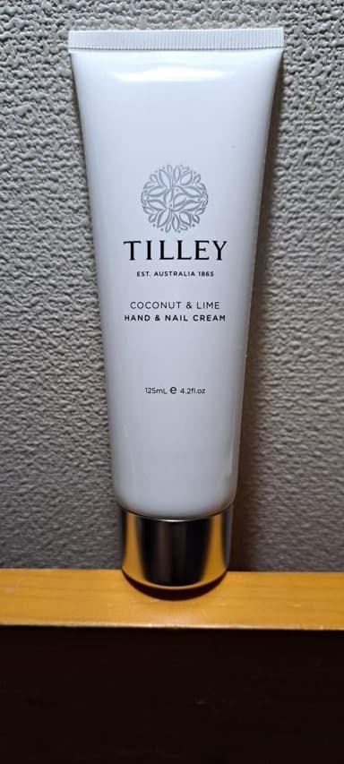 [TILLEY]ハンド＆ネイルクリーム(ココナッツ＆ライム) 【1本125ml】 レビュー投稿画像 サムネイル