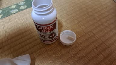 [maac10]ウルソール酸50mg 【1本100カプセル】 レビュー投稿画像 サムネイル