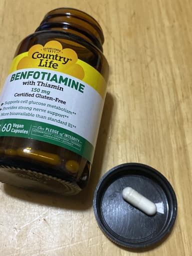 [CountryLife]ベンフォチアミンwithチアミン150mg 【1本60ベジカプセル】 レビュー投稿画像 サムネイル