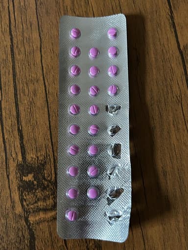 [プロギノバジェネリック]エストラヒール2mg 【1箱28錠】 レビュー投稿画像 サムネイル