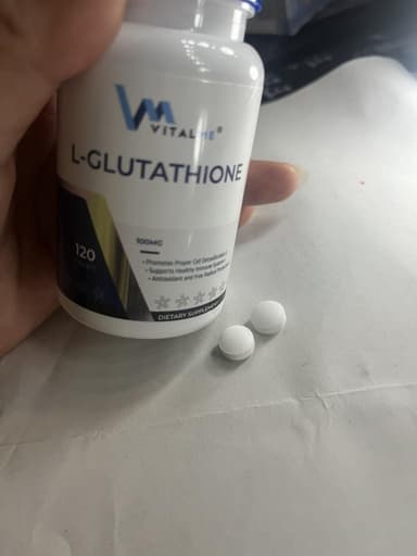 [VitalMe]L-グルタチオン100mg120錠1本＋[ドクターズファーマシー]リポタイプビタミンC1000_30パック(お試し) 【1セット】 レビュー投稿画像 サムネイル