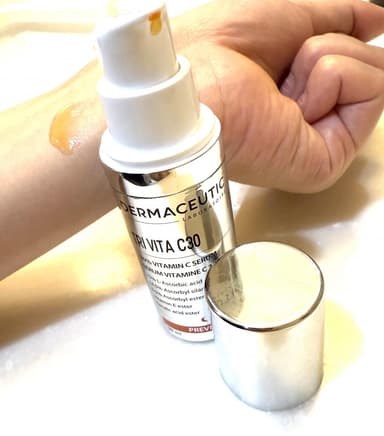 [DERMACEUTIC]トリビタC30 【1本30ml】 レビュー投稿画像 サムネイル