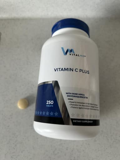 バイタルミー ビタミンCプラス[VitalMe] 【1本250錠】 レビュー投稿画像 サムネイル