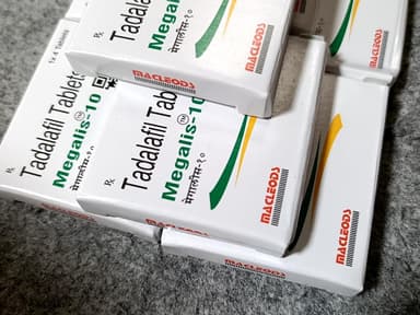 [シアリスジェネリック]メガリス10mg 【1箱4錠】 レビュー投稿画像 サムネイル
