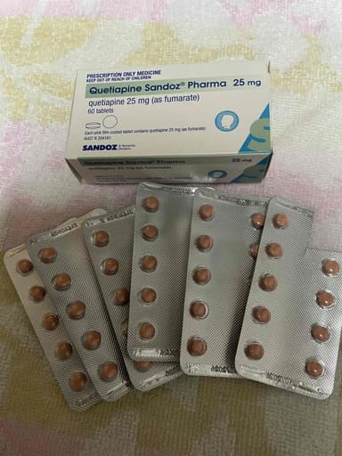 [セロクエルジェネリック]クエチアピン25mg 【1箱60錠】 レビュー投稿画像 サムネイル