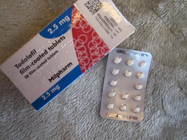 [シアリスジェネリック]タダラフィル2.5mg 【1箱28錠】 レビュー投稿画像 サムネイル