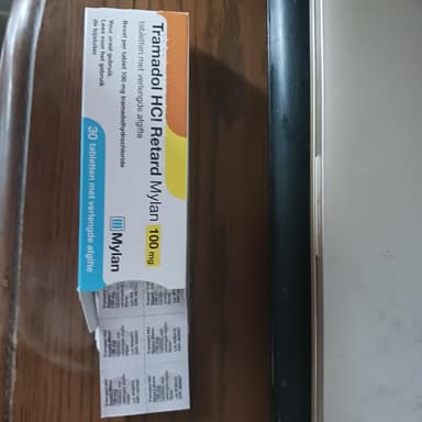 トラマドール徐放錠100mg 【1箱30錠】 レビュー投稿画像 サムネイル