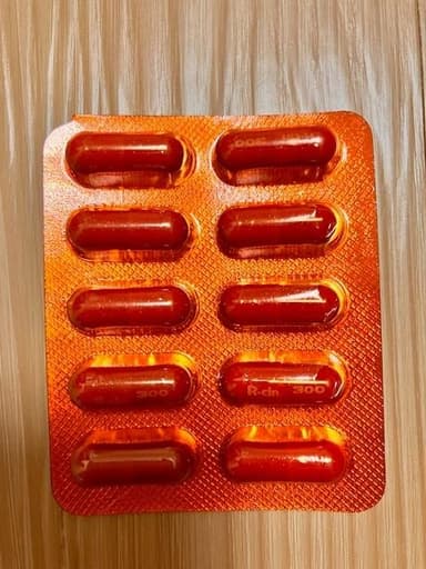 [リファジンジェネリック] Rシン300mg 【1箱100錠】 レビュー投稿画像 サムネイル