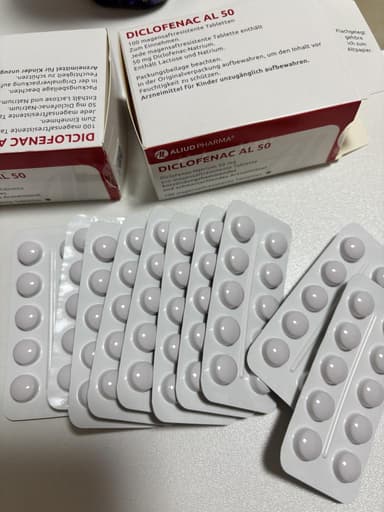 [ボルタレンジェネリック]ジクロフェナクAL50mg 【1箱100錠】 レビュー投稿画像 サムネイル