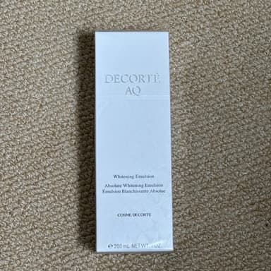 [DECORTE]AQ アブソリュートホワイトニングエマルジョン 【1箱200ml】 レビュー投稿画像 サムネイル