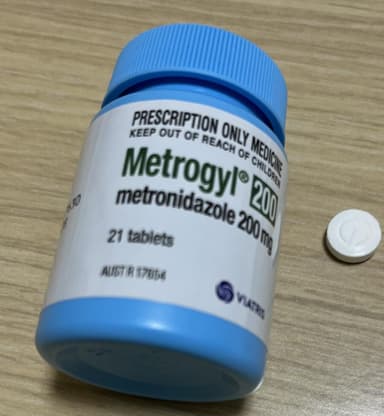 [フラジールジェネリック]メトロジール200mg 【1箱21錠】 レビュー投稿画像 サムネイル