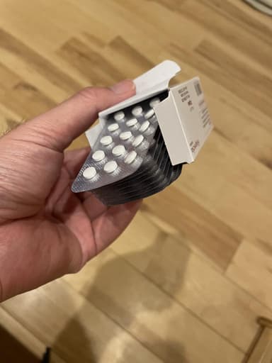 [旧タイプ]フィンペシア1mg 【1箱150錠】 レビュー投稿画像 サムネイル