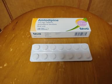 [ノルバスクジェネリック]アムロジピン10mg 【1箱28錠】 レビュー投稿画像 サムネイル