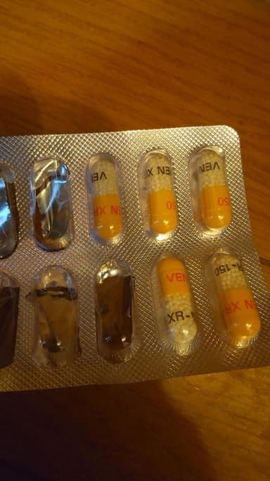 [イフェクサーSRジェネリック]ベンロールXR150mg 【1箱100カプセル】 レビュー投稿画像 サムネイル